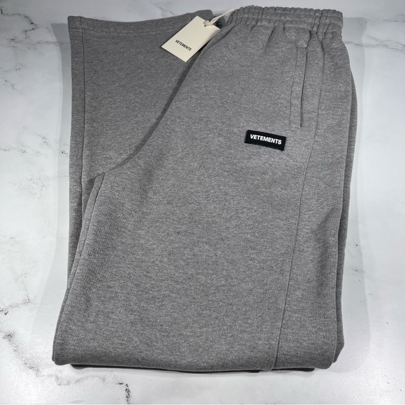 Vetements Logo Strait Leg Grey Sweatpants - Picture 1 of 10